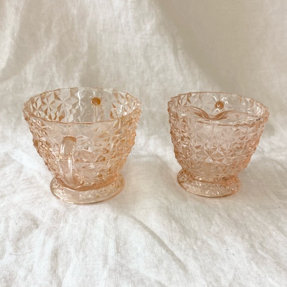 Jeannette Holiday Button and Bows Pink Depression Glass Creamer and Sugar 1940s - Picture 3 of 10